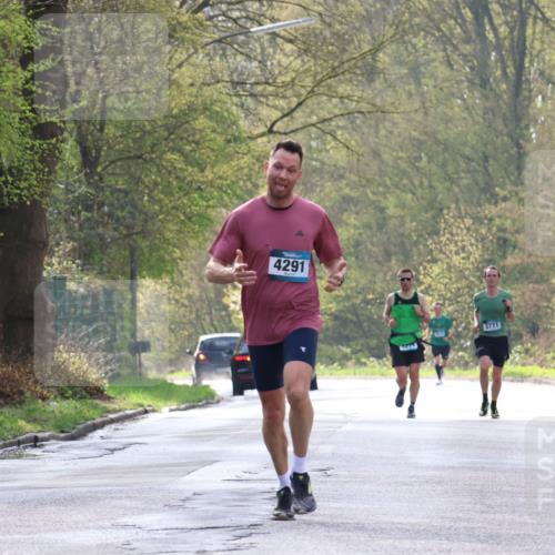 12.04.2026 - 45. Internationalen Wilhelmsburger Insellauf Yannick Fuchs http://msf.ph/oto/9477418 12.04.2026 10:12:56 Laufen 4291, 3771 meine-sportfotos.de