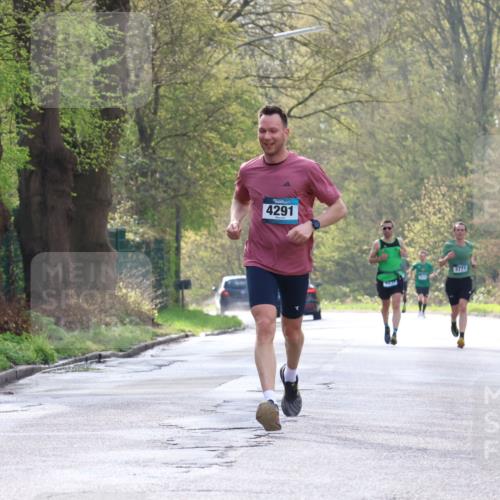 12.04.2026 - 45. Internationalen Wilhelmsburger Insellauf Yannick Fuchs http://msf.ph/oto/9477425 12.04.2026 10:12:57 Laufen 4291, 5277, 3771 meine-sportfotos.de