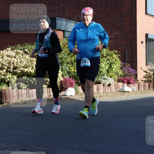 12.04.2026 - 45. Internationalen Wilhelmsburger Insellauf Yannick Fuchs http://msf.ph/oto/9477440 12.04.2026 09:05:10 Laufen 693 meine-sportfotos.de