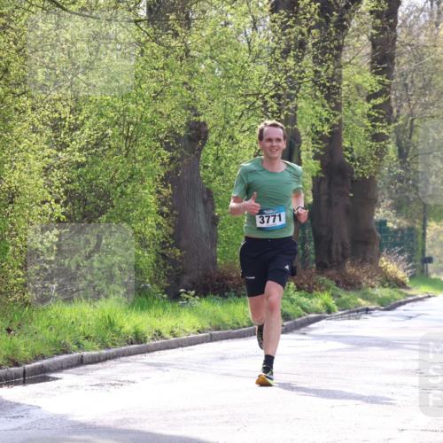 12.04.2026 - 45. Internationalen Wilhelmsburger Insellauf Yannick Fuchs http://msf.ph/oto/9477493 12.04.2026 10:13:07 Laufen 3771, 5271 meine-sportfotos.de