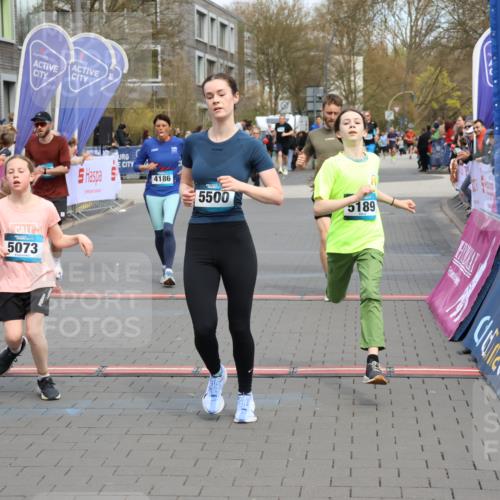 12.04.2026 - 45. Internationalen Wilhelmsburger Insellauf Strokosch-Dieckow http://msf.ph/oto/9477619 12.04.2026 12:57:33 Ziel 3867, 5500, 5073, 5189, 3287, 4186, 4375 meine-sportfotos.de