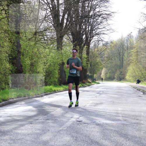 12.04.2026 - 45. Internationalen Wilhelmsburger Insellauf Yannick Fuchs http://msf.ph/oto/9477621 12.04.2026 10:13:28 Laufen 5237 meine-sportfotos.de