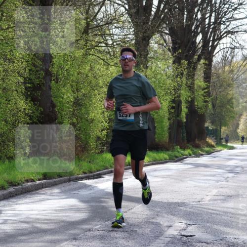 12.04.2026 - 45. Internationalen Wilhelmsburger Insellauf Yannick Fuchs http://msf.ph/oto/9477626 12.04.2026 10:13:29 Laufen 5257 meine-sportfotos.de