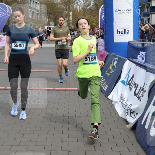 12.04.2026 - 45. Internationalen Wilhelmsburger Insellauf Strokosch-Dieckow http://msf.ph/oto/9477627 12.04.2026 12:57:34 Ziel 3867, 5500, 5073, 5189, 3287, 4186, 4375, 3973 meine-sportfotos.de