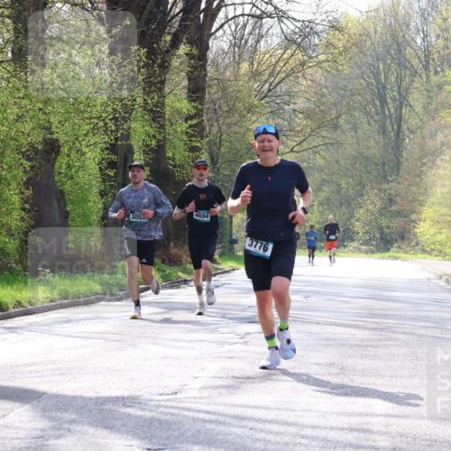 12.04.2026 - 45. Internationalen Wilhelmsburger Insellauf Yannick Fuchs http://msf.ph/oto/9477666 12.04.2026 10:14:01 Laufen 3053, 4694, 3776 meine-sportfotos.de