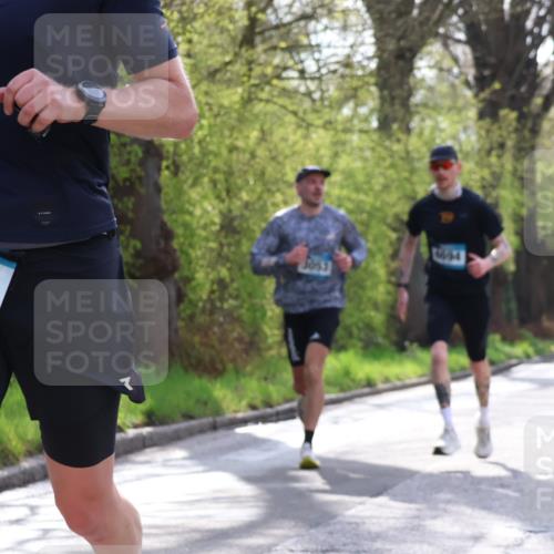 12.04.2026 - 45. Internationalen Wilhelmsburger Insellauf Yannick Fuchs http://msf.ph/oto/9477693 12.04.2026 10:14:04 Laufen 3776, 3053, 4694 meine-sportfotos.de