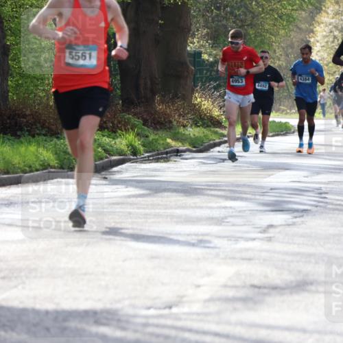 12.04.2026 - 45. Internationalen Wilhelmsburger Insellauf Yannick Fuchs http://msf.ph/oto/9477732 12.04.2026 10:14:12 Laufen 5561, 4953, 4492, 3963, 4384 meine-sportfotos.de