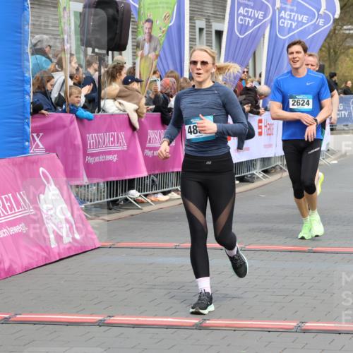 12.04.2026 - 45. Internationalen Wilhelmsburger Insellauf Strokosch-Dieckow http://msf.ph/oto/9477763 12.04.2026 12:57:42 Ziel 3973, 4853, 4569, 2624, 5801, 4097 meine-sportfotos.de