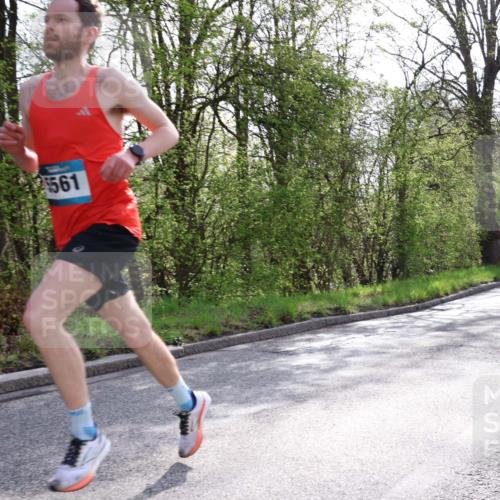 12.04.2026 - 45. Internationalen Wilhelmsburger Insellauf Yannick Fuchs http://msf.ph/oto/9477766 12.04.2026 10:14:17 Laufen 561 meine-sportfotos.de
