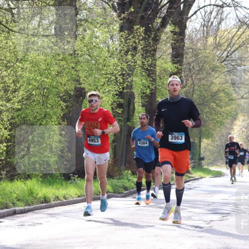 12.04.2026 - 45. Internationalen Wilhelmsburger Insellauf Yannick Fuchs http://msf.ph/oto/9477774 12.04.2026 10:14:18 Laufen 4953, 4384, 3963 meine-sportfotos.de