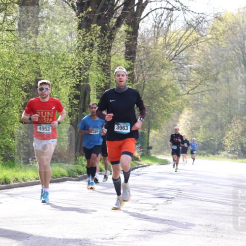 12.04.2026 - 45. Internationalen Wilhelmsburger Insellauf Yannick Fuchs http://msf.ph/oto/9477777 12.04.2026 10:14:18 Laufen 4953, 3963, 384 meine-sportfotos.de