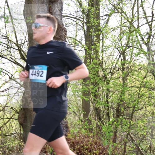 12.04.2026 - 45. Internationalen Wilhelmsburger Insellauf Yannick Fuchs http://msf.ph/oto/9477841 12.04.2026 10:14:27 Laufen 4492 meine-sportfotos.de