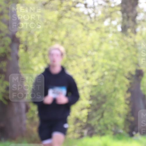 12.04.2026 - 45. Internationalen Wilhelmsburger Insellauf Yannick Fuchs http://msf.ph/oto/9477902 12.04.2026 10:14:37 Laufen  meine-sportfotos.de