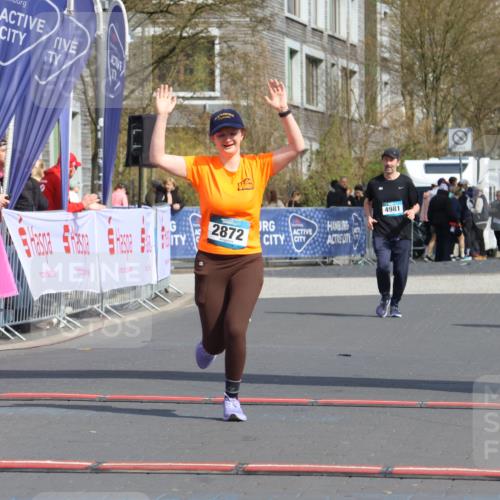 12.04.2026 - 45. Internationalen Wilhelmsburger Insellauf Strokosch-Dieckow http://msf.ph/oto/9477974 12.04.2026 11:41:04 Ziel 2872 meine-sportfotos.de