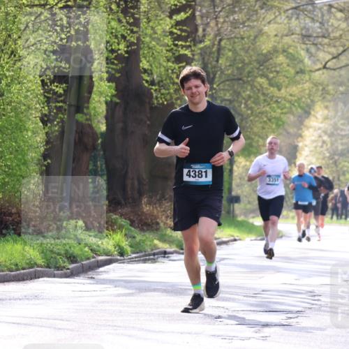 12.04.2026 - 45. Internationalen Wilhelmsburger Insellauf Yannick Fuchs http://msf.ph/oto/9477981 12.04.2026 10:14:50 Laufen 4381, 3351 meine-sportfotos.de