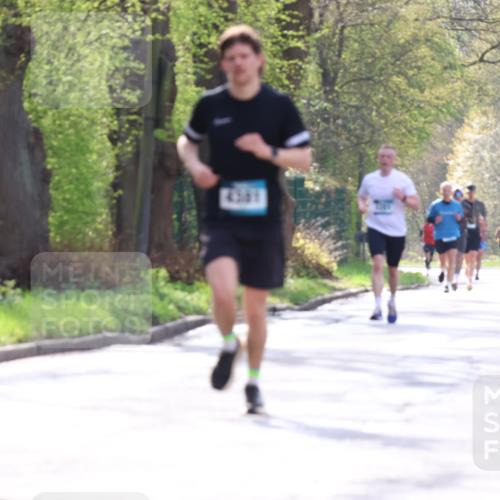 12.04.2026 - 45. Internationalen Wilhelmsburger Insellauf Yannick Fuchs http://msf.ph/oto/9477988 12.04.2026 10:14:51 Laufen 4389 meine-sportfotos.de