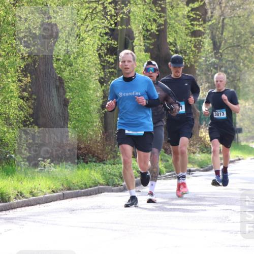 12.04.2026 - 45. Internationalen Wilhelmsburger Insellauf Yannick Fuchs http://msf.ph/oto/9478059 12.04.2026 10:15:02 Laufen 3813, 3062 meine-sportfotos.de