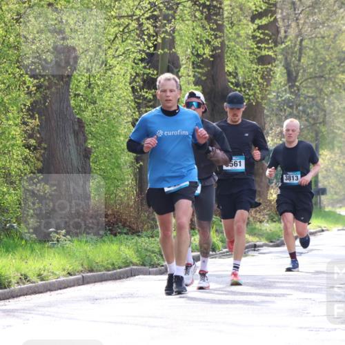 12.04.2026 - 45. Internationalen Wilhelmsburger Insellauf Yannick Fuchs http://msf.ph/oto/9478060 12.04.2026 10:15:02 Laufen 561, 3813, 4052 meine-sportfotos.de