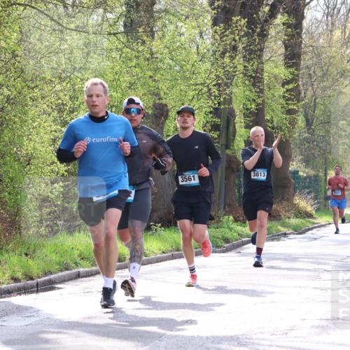 12.04.2026 - 45. Internationalen Wilhelmsburger Insellauf Yannick Fuchs http://msf.ph/oto/9478081 12.04.2026 10:15:05 Laufen 8, 3561, 3813, 4052 meine-sportfotos.de