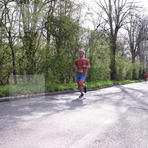 12.04.2026 - 45. Internationalen Wilhelmsburger Insellauf Yannick Fuchs http://msf.ph/oto/9478207 12.04.2026 10:15:18 Laufen 4052 meine-sportfotos.de