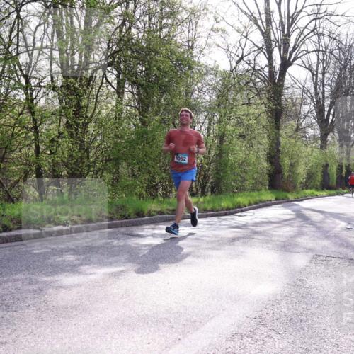 12.04.2026 - 45. Internationalen Wilhelmsburger Insellauf Yannick Fuchs http://msf.ph/oto/9478209 12.04.2026 10:15:18 Laufen 4052 meine-sportfotos.de