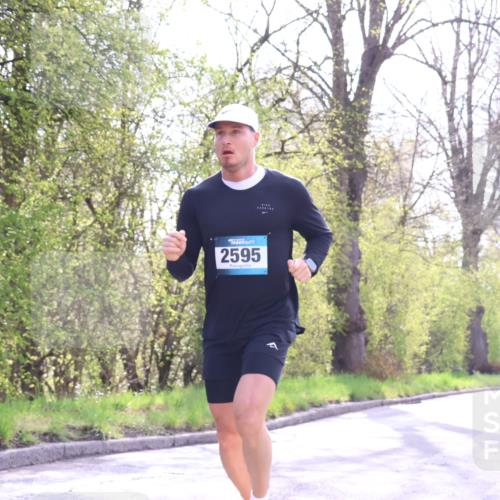 12.04.2026 - 45. Internationalen Wilhelmsburger Insellauf Yannick Fuchs http://msf.ph/oto/9478295 12.04.2026 10:15:28 Laufen 2595 meine-sportfotos.de