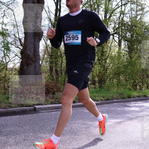 12.04.2026 - 45. Internationalen Wilhelmsburger Insellauf Yannick Fuchs http://msf.ph/oto/9478306 12.04.2026 10:15:29 Laufen 2595 meine-sportfotos.de