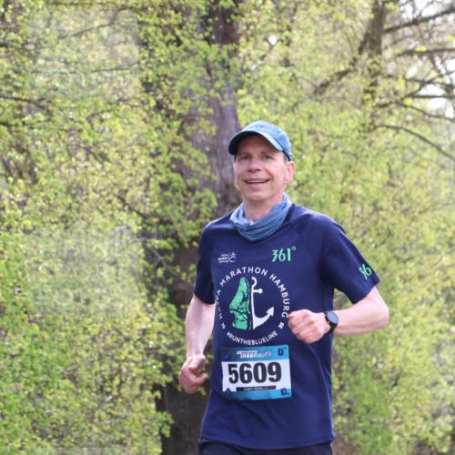 12.04.2026 - 45. Internationalen Wilhelmsburger Insellauf Yannick Fuchs http://msf.ph/oto/9478338 12.04.2026 10:15:41 Laufen 361, 5609, 0, 36 meine-sportfotos.de
