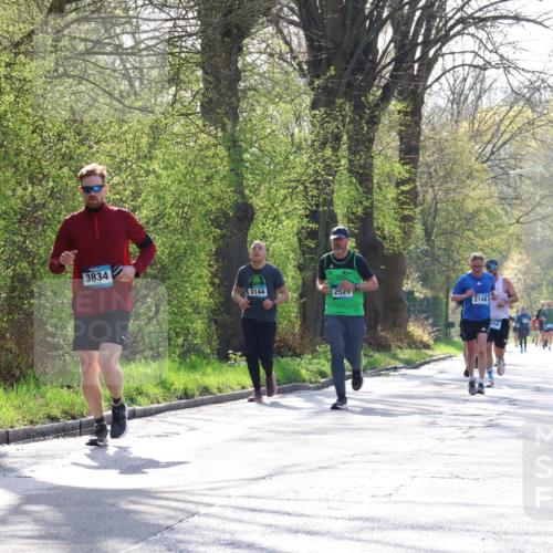 12.04.2026 - 45. Internationalen Wilhelmsburger Insellauf Yannick Fuchs http://msf.ph/oto/9478425 12.04.2026 10:29:12 Laufen  meine-sportfotos.de