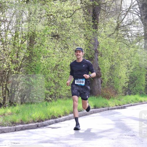 12.04.2026 - 45. Internationalen Wilhelmsburger Insellauf Yannick Fuchs http://msf.ph/oto/9478474 12.04.2026 10:15:54 Laufen 5569 meine-sportfotos.de
