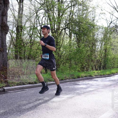 12.04.2026 - 45. Internationalen Wilhelmsburger Insellauf Yannick Fuchs http://msf.ph/oto/9478497 12.04.2026 10:15:56 Laufen 5569 meine-sportfotos.de