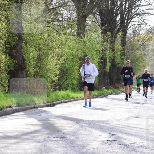 12.04.2026 - 45. Internationalen Wilhelmsburger Insellauf Yannick Fuchs http://msf.ph/oto/9478546 12.04.2026 10:16:01 Laufen 3558, 5502, 4296 meine-sportfotos.de