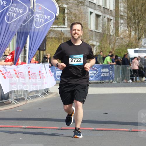 12.04.2026 - 45. Internationalen Wilhelmsburger Insellauf Strokosch-Dieckow http://msf.ph/oto/9478564 12.04.2026 11:42:48 Ziel 2722 meine-sportfotos.de