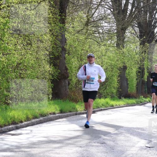 12.04.2026 - 45. Internationalen Wilhelmsburger Insellauf Yannick Fuchs http://msf.ph/oto/9478565 12.04.2026 10:16:03 Laufen 5502, 3558, 4296, 4175 meine-sportfotos.de