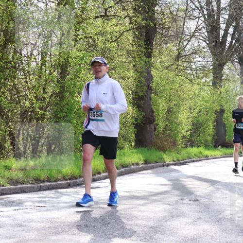 12.04.2026 - 45. Internationalen Wilhelmsburger Insellauf Yannick Fuchs http://msf.ph/oto/9478583 12.04.2026 10:16:04 Laufen 3558, 5502, 3321, 4296 meine-sportfotos.de