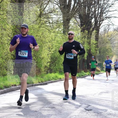 12.04.2026 - 45. Internationalen Wilhelmsburger Insellauf Yannick Fuchs http://msf.ph/oto/9478626 12.04.2026 10:16:08 Laufen 3321, 4296, 4175 meine-sportfotos.de