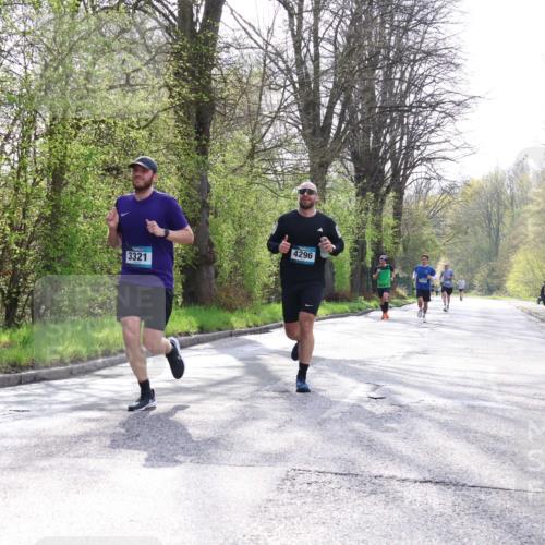 12.04.2026 - 45. Internationalen Wilhelmsburger Insellauf Yannick Fuchs http://msf.ph/oto/9478631 12.04.2026 10:16:08 Laufen 4296, 3321 meine-sportfotos.de