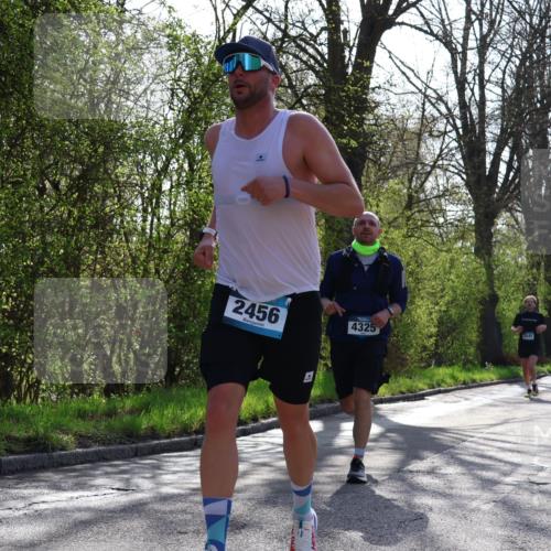 12.04.2026 - 45. Internationalen Wilhelmsburger Insellauf Yannick Fuchs http://msf.ph/oto/9478650 12.04.2026 10:29:23 Laufen  meine-sportfotos.de