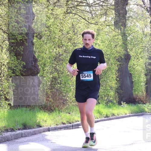 12.04.2026 - 45. Internationalen Wilhelmsburger Insellauf Yannick Fuchs http://msf.ph/oto/9478705 12.04.2026 10:29:26 Laufen  meine-sportfotos.de