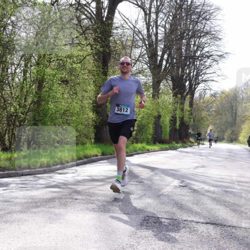 12.04.2026 - 45. Internationalen Wilhelmsburger Insellauf Yannick Fuchs http://msf.ph/oto/9478731 12.04.2026 10:16:18 Laufen 3812 meine-sportfotos.de