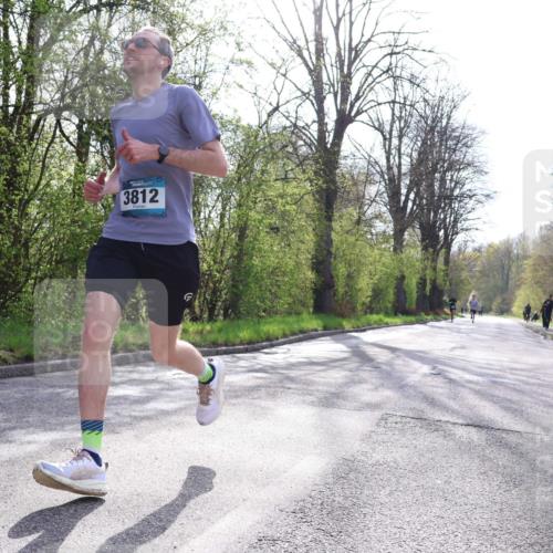 12.04.2026 - 45. Internationalen Wilhelmsburger Insellauf Yannick Fuchs http://msf.ph/oto/9478747 12.04.2026 10:16:19 Laufen 3812 meine-sportfotos.de