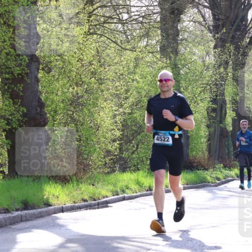 12.04.2026 - 45. Internationalen Wilhelmsburger Insellauf Yannick Fuchs http://msf.ph/oto/9478824 12.04.2026 10:29:32 Laufen  meine-sportfotos.de