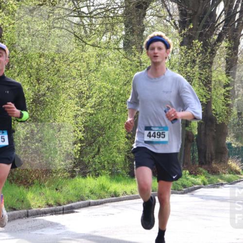 12.04.2026 - 45. Internationalen Wilhelmsburger Insellauf Yannick Fuchs http://msf.ph/oto/9478837 12.04.2026 10:16:28 Laufen 5415, 734, 4495 meine-sportfotos.de