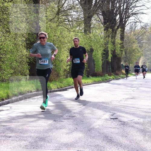 12.04.2026 - 45. Internationalen Wilhelmsburger Insellauf Yannick Fuchs http://msf.ph/oto/9478889 12.04.2026 10:16:45 Laufen 3487, 3578 meine-sportfotos.de