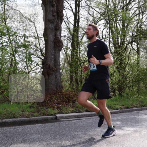 12.04.2026 - 45. Internationalen Wilhelmsburger Insellauf Yannick Fuchs http://msf.ph/oto/9478925 12.04.2026 10:16:48 Laufen 1578 meine-sportfotos.de