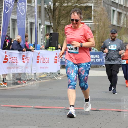 12.04.2026 - 45. Internationalen Wilhelmsburger Insellauf Strokosch-Dieckow http://msf.ph/oto/9478956 12.04.2026 13:29:10 Ziel 5509, 4316 meine-sportfotos.de