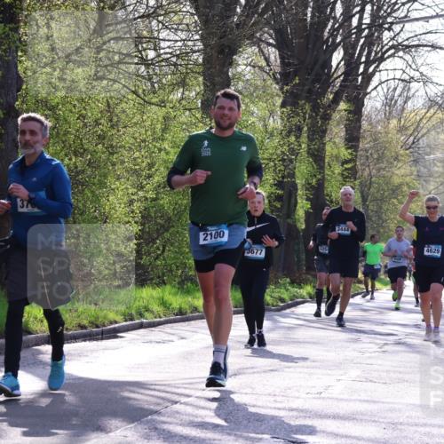 12.04.2026 - 45. Internationalen Wilhelmsburger Insellauf Yannick Fuchs http://msf.ph/oto/9478962 12.04.2026 10:29:39 Laufen  meine-sportfotos.de