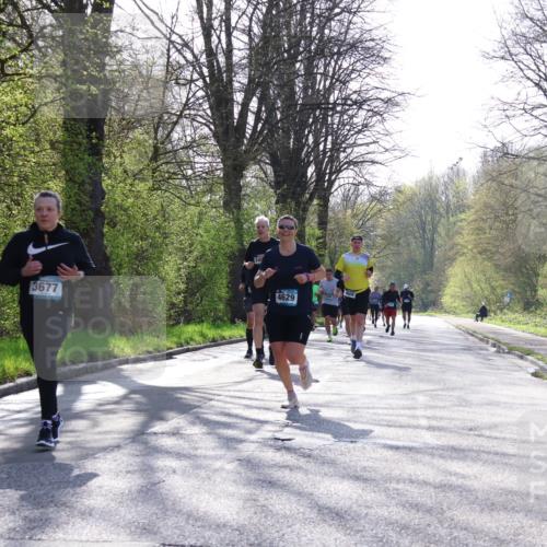 12.04.2026 - 45. Internationalen Wilhelmsburger Insellauf Yannick Fuchs http://msf.ph/oto/9479022 12.04.2026 10:29:42 Laufen  meine-sportfotos.de