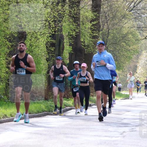 12.04.2026 - 45. Internationalen Wilhelmsburger Insellauf Yannick Fuchs http://msf.ph/oto/9479023 12.04.2026 10:17:02 Laufen 4061, 5767, 462, 5708, 42 meine-sportfotos.de