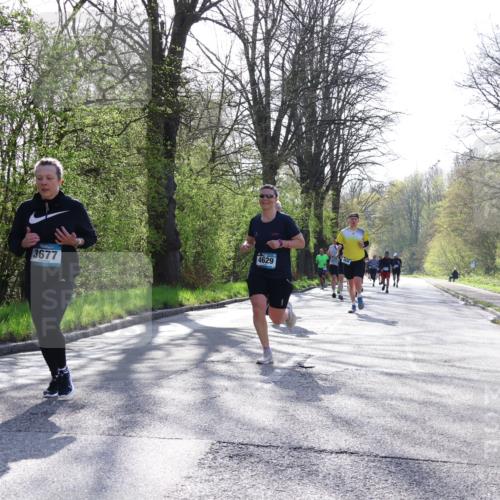 12.04.2026 - 45. Internationalen Wilhelmsburger Insellauf Yannick Fuchs http://msf.ph/oto/9479039 12.04.2026 10:29:43 Laufen  meine-sportfotos.de